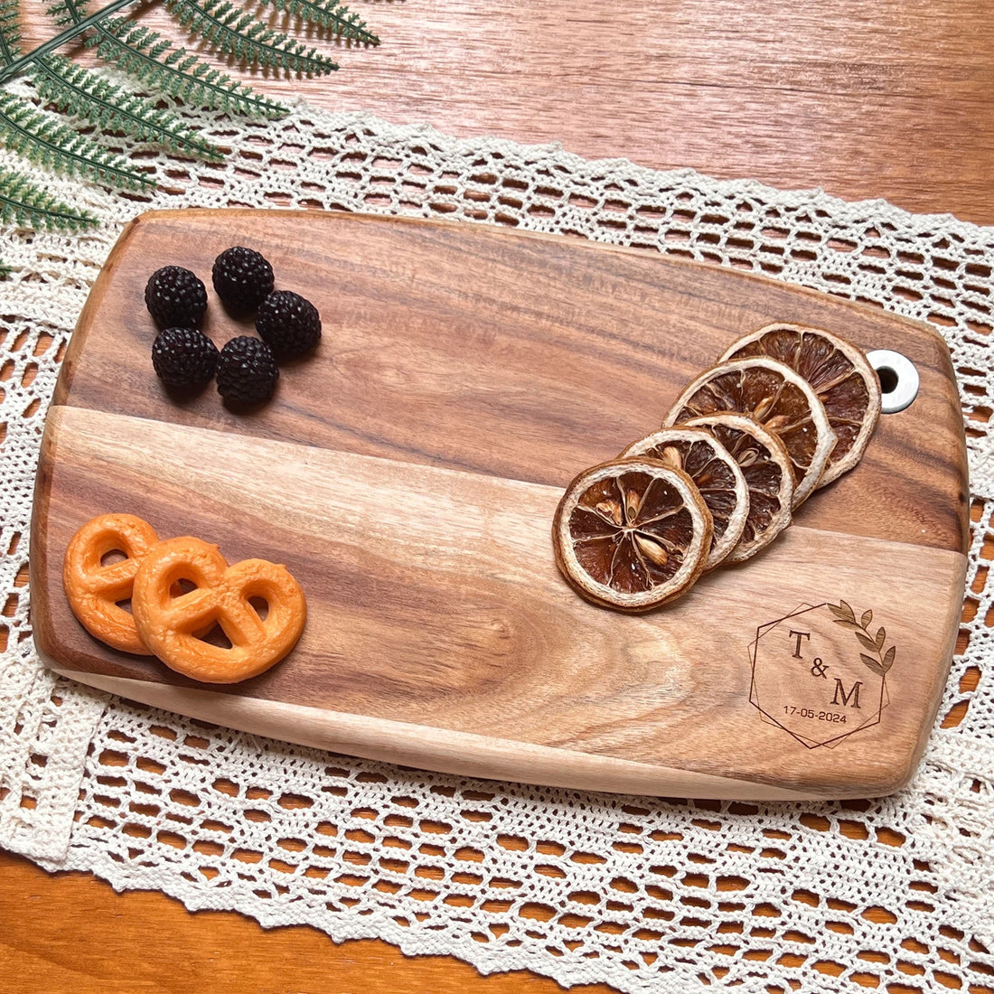 Personalized Appetizer Serving Tray for Couples - S/L