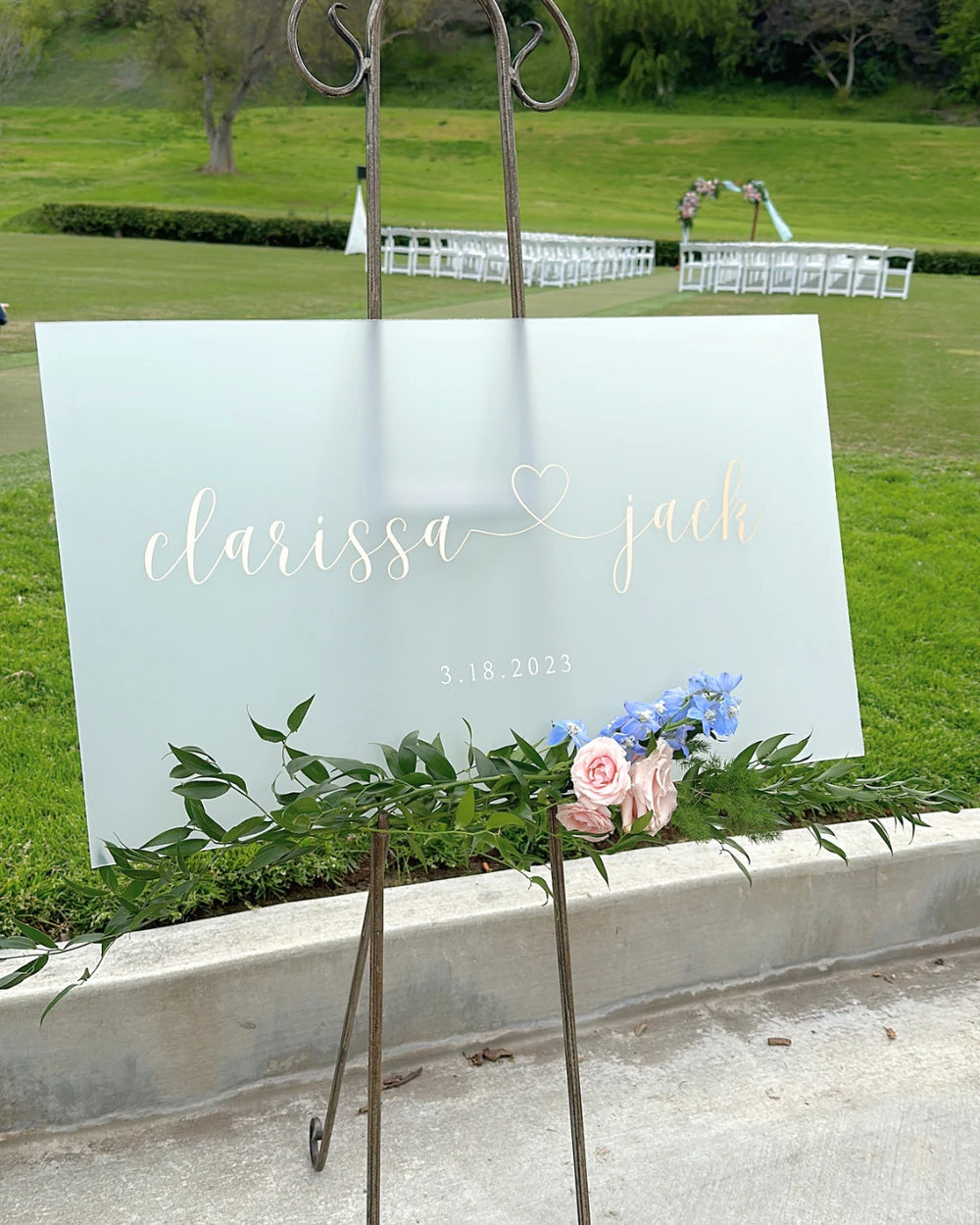 Personalized outdoor wedding welcome sign